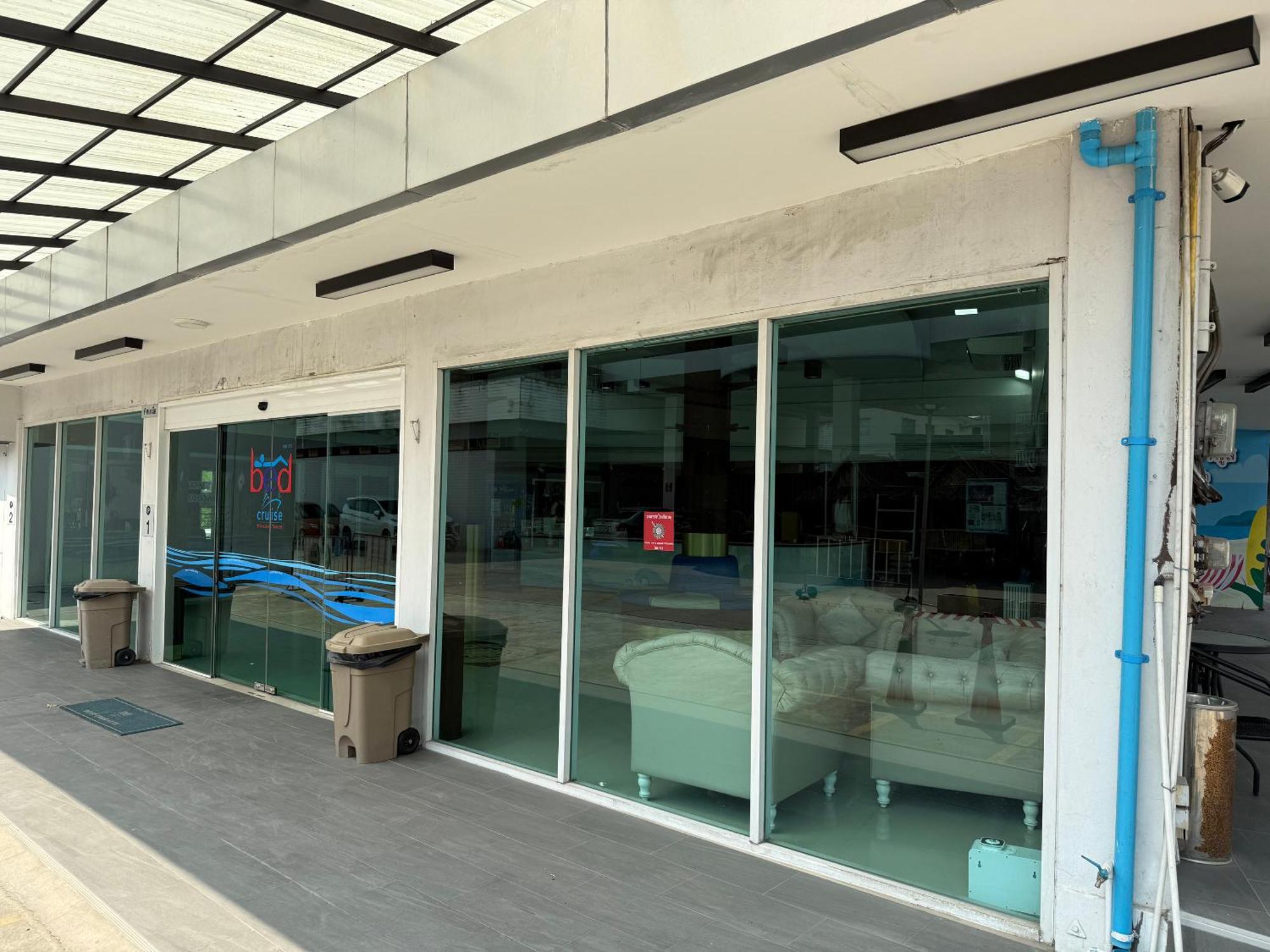 Bed By Cruise Hotel At Samakkhi-Tivanont Nonthaburi Exterior photo
