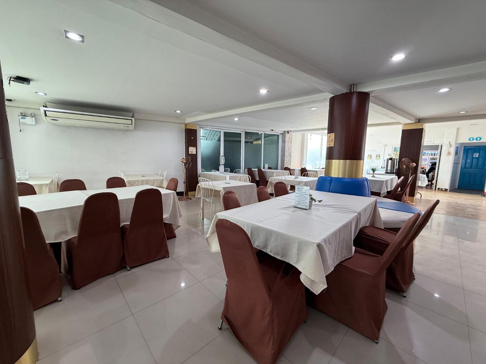 Bed By Cruise Hotel At Samakkhi-Tivanont Nonthaburi Exterior photo