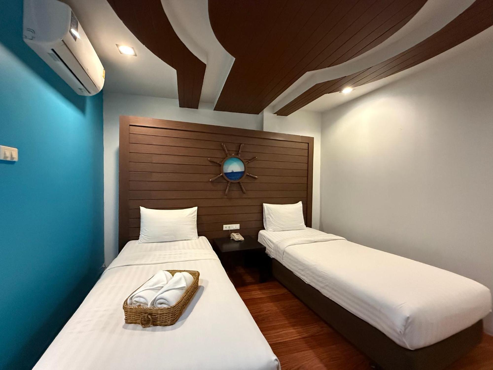 Bed By Cruise Hotel At Samakkhi-Tivanont Nonthaburi Exterior photo